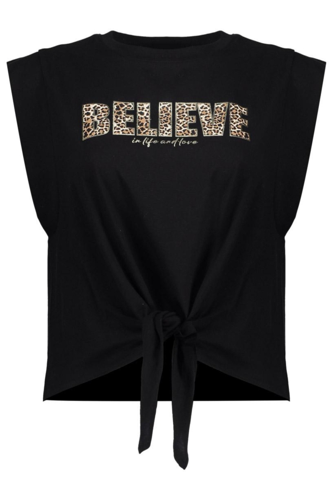 T SHIRT MET KNOOPDETAIL EN ANIMAL LETTERING 52411 41 000999 BLACK